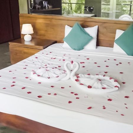 Heaven De Fountain Hotel Avissawella Luaran gambar