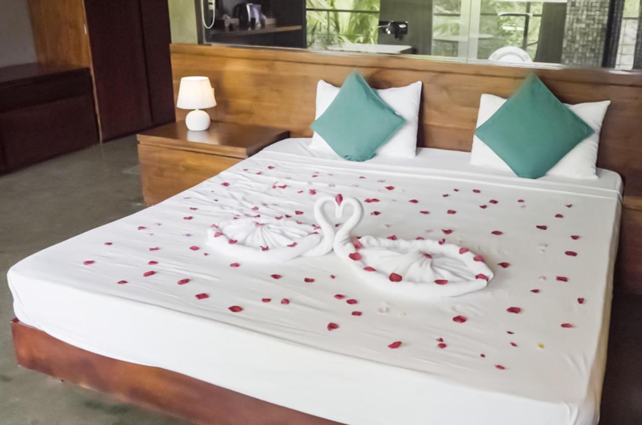 Heaven De Fountain Hotel Avissawella Luaran gambar